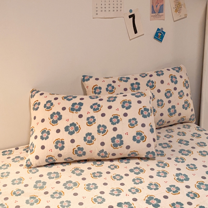 91家纺网 家纺一手货源 找家纺 金爱家 2021新款跑量款牛奶绒四件套 梅花-绿