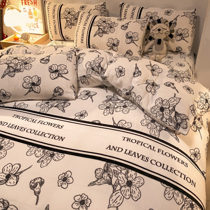 91家纺网 家纺一手货源 找家纺 金爱家 2021新款跑量款牛奶绒四件套 山茶花-黑