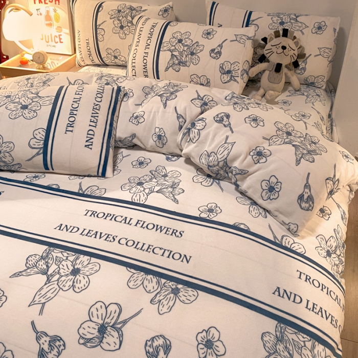 91家纺网 家纺一手货源 找家纺 金爱家 2021新款跑量款牛奶绒四件套 山茶花-蓝