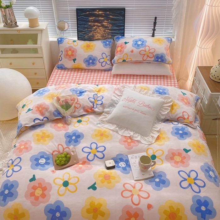 91家纺网 家纺一手货源 找家纺 顾里2021新款ins韩国高端保暖牛奶绒四件套 粉油画花花