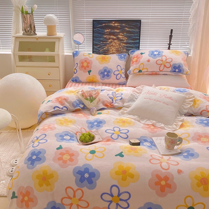 91家纺网 家纺一手货源 找家纺 顾里2021新款ins韩国高端保暖牛奶绒四件套 粉油画花花