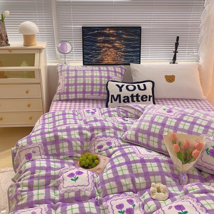 91家纺网 家纺一手货源 找家纺 顾里2021新款ins韩国高端保暖牛奶绒四件套 格子郁金香