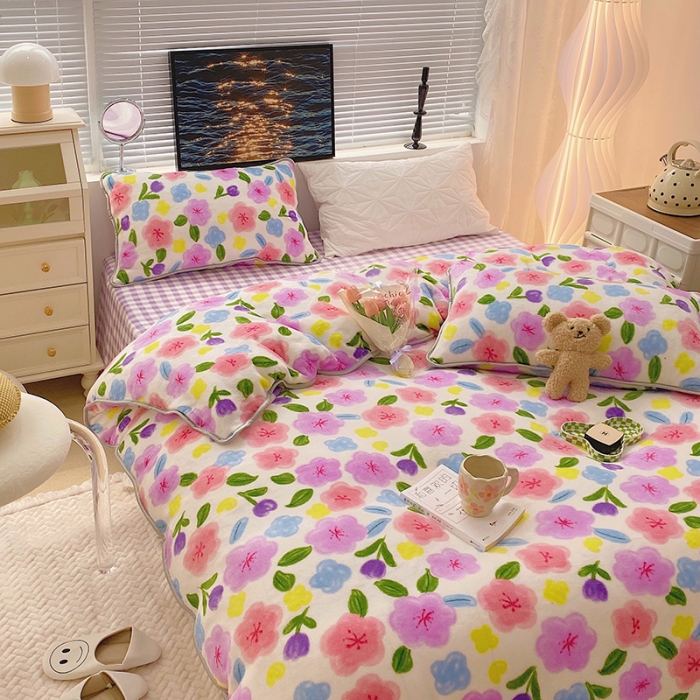 91家纺网 家纺一手货源 找家纺 顾里2021新款ins韩国高端保暖牛奶绒四件套 花花世界