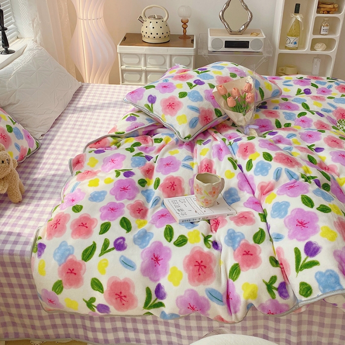 91家纺网 家纺一手货源 找家纺 顾里2021新款ins韩国高端保暖牛奶绒四件套 花花世界