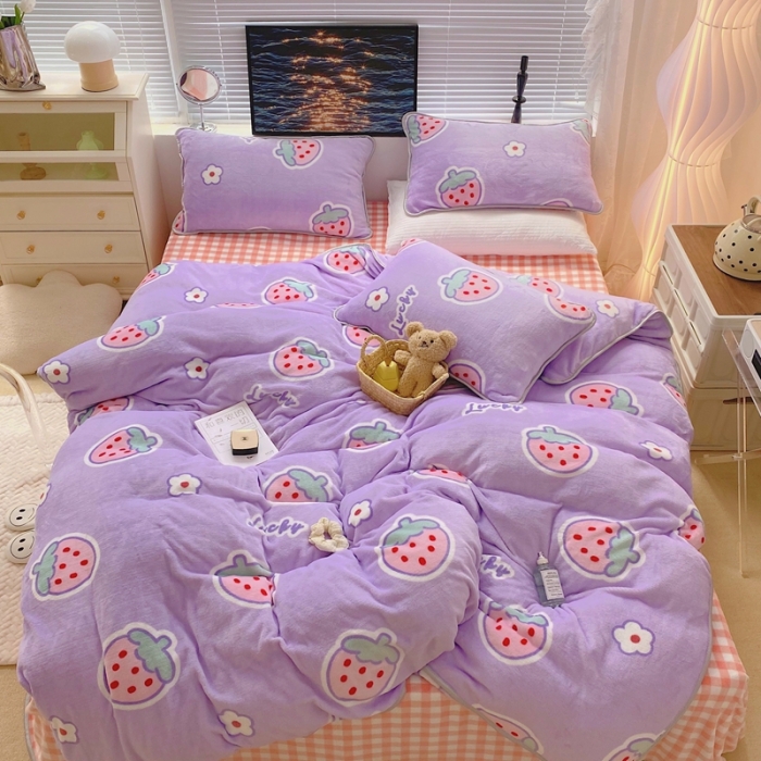 91家纺网 家纺一手货源 找家纺 顾里2021新款ins韩国高端保暖牛奶绒四件套 可爱草莓