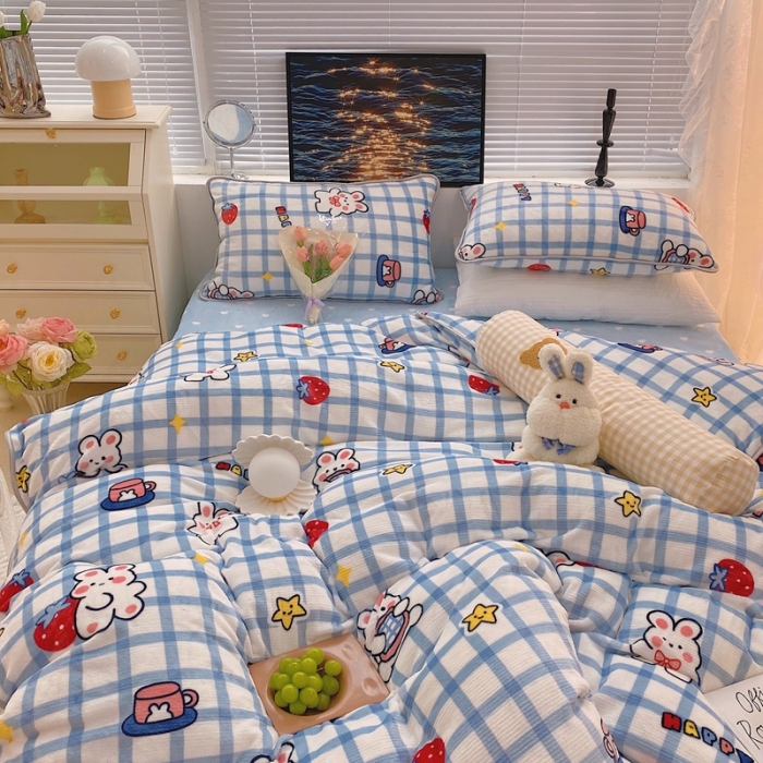 91家纺网 家纺一手货源 找家纺 顾里2021新款ins韩国高端保暖牛奶绒四件套 蓝格小兔