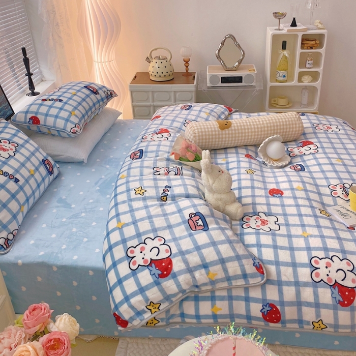 91家纺网 家纺一手货源 找家纺 顾里2021新款ins韩国高端保暖牛奶绒四件套 蓝格小兔