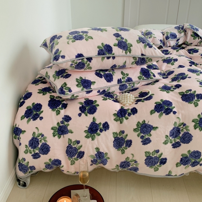 91家纺网 家纺一手货源 找家纺 顾里2021新款ins韩国高端保暖牛奶绒四件套 韩国紫花