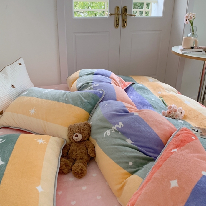 91家纺网 家纺一手货源 找家纺 顾里2021新款ins韩国高端保暖牛奶绒四件套 点点彩虹