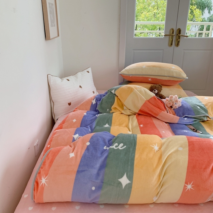 91家纺网 家纺一手货源 找家纺 顾里2021新款ins韩国高端保暖牛奶绒四件套 点点彩虹