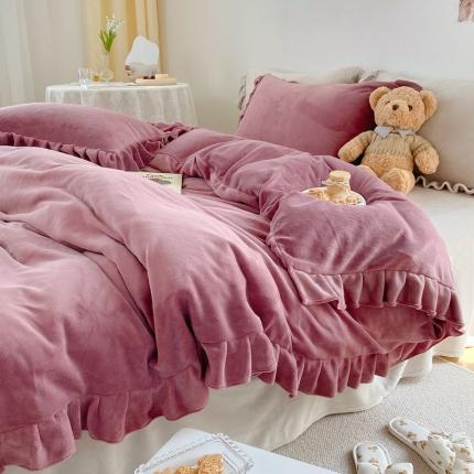 六巷胡同 2021新款牛奶绒ins混搭花边款四件套 酒红浅灰