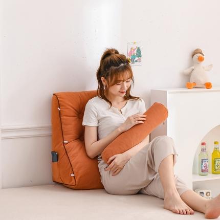 91家纺网 家纺一手货源 找家纺 一兰家纺新款丽芙绒床头靠垫单人轻奢刺绣飘窗靠垫可拆洗卡通系列 小羊 节日橙