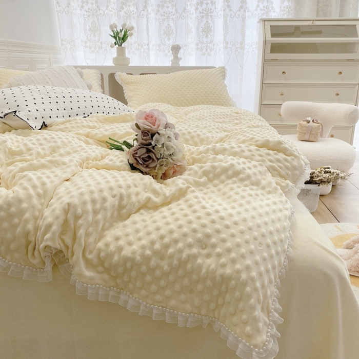 91家纺网 家纺一手货源 找家纺 玛奇朵 2021新款豆豆绒珍珠款四件套-梦露系列梦露-象牙白