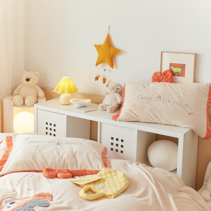 91家纺网 家纺一手货源 找家纺 朗莎家纺 2021新款贴布绣牛奶绒四件套 悠悠熊