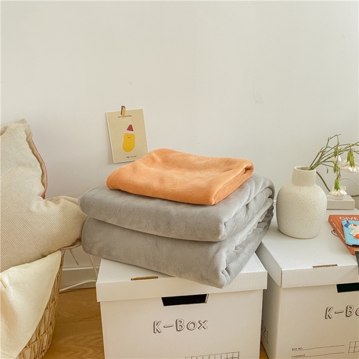 91家纺网 家纺一手货源 找家纺 棉眠 2021新款秋冬纯色牛奶绒四件套 灰+粽