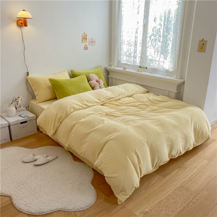 91家纺网 家纺一手货源 找家纺 棉眠 2021新款秋冬纯色牛奶绒四件套 小鸡黄+牛油果绿