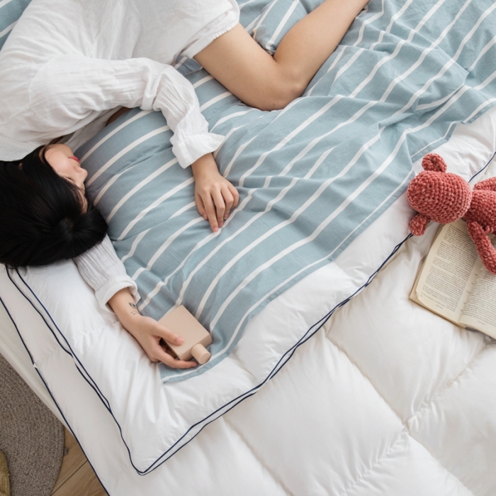 91家纺网 家纺一手货源 找家纺 安莱生活 2021新款全棉水洗棉色织睡袋 水蓝宽条