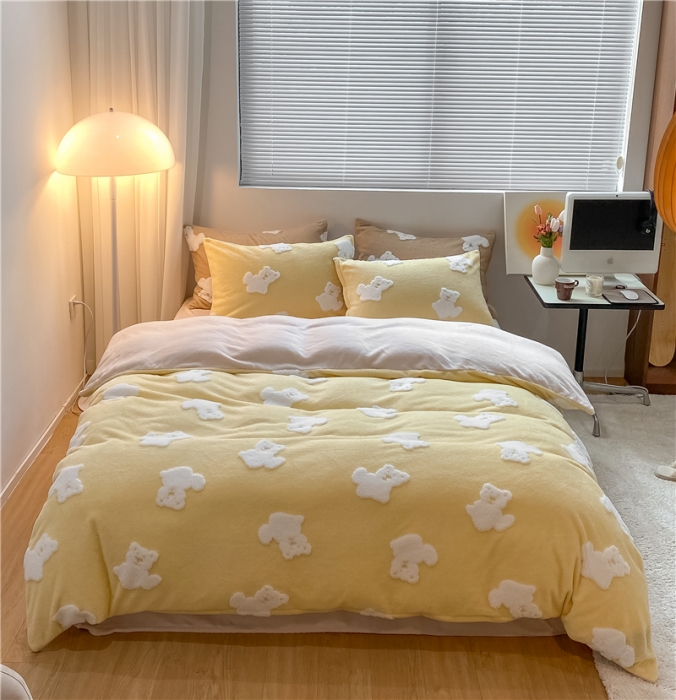 91家纺网 家纺一手货源 找家纺 棉眠 2021新款秋日熊熊系列四件套 冬日熊-黄
