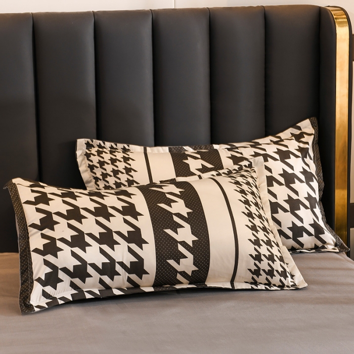 91家纺网 家纺一手货源 找家纺 赫然家纺 新款舒适柔软亲肤爆款芦荟棉四件套货源充足 千鸟格