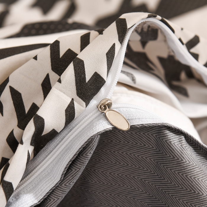 91家纺网 家纺一手货源 找家纺 赫然家纺 新款舒适柔软亲肤爆款芦荟棉四件套货源充足 千鸟格