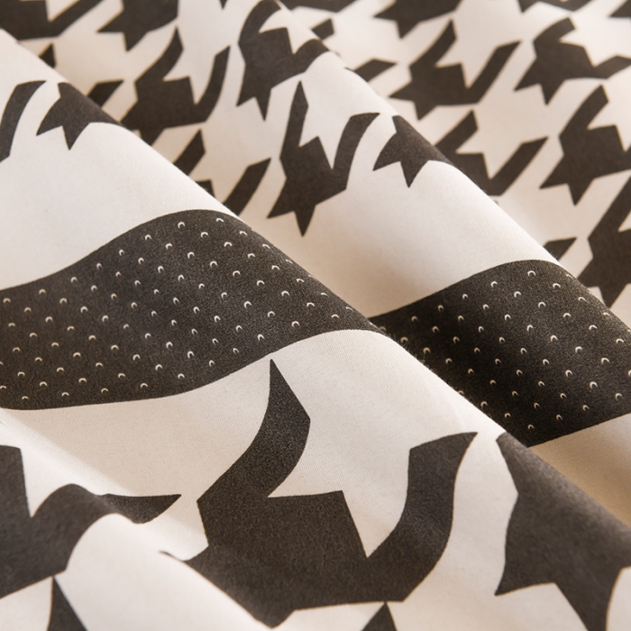 91家纺网 家纺一手货源 找家纺 赫然家纺 新款舒适柔软亲肤爆款芦荟棉四件套货源充足 千鸟格