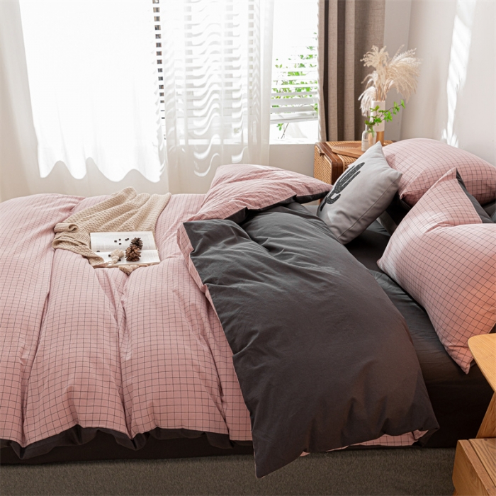 91家纺网 家纺一手货源 找家纺 蓝巢家纺 2021新款全棉色织水洗棉单被套 丁香粉格