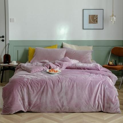 91家纺网 家纺一手货源 找家纺 北欧良品 2021新款纯色天鹅绒双拼款四件套 浅紫