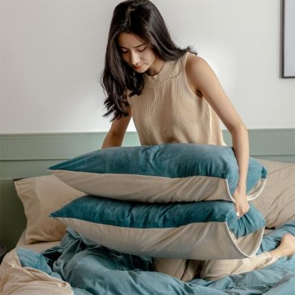 91家纺网 家纺一手货源 找家纺 （总）北欧良品 纯色天鹅绒法莱兰绒双拼款  单枕套牛奶绒