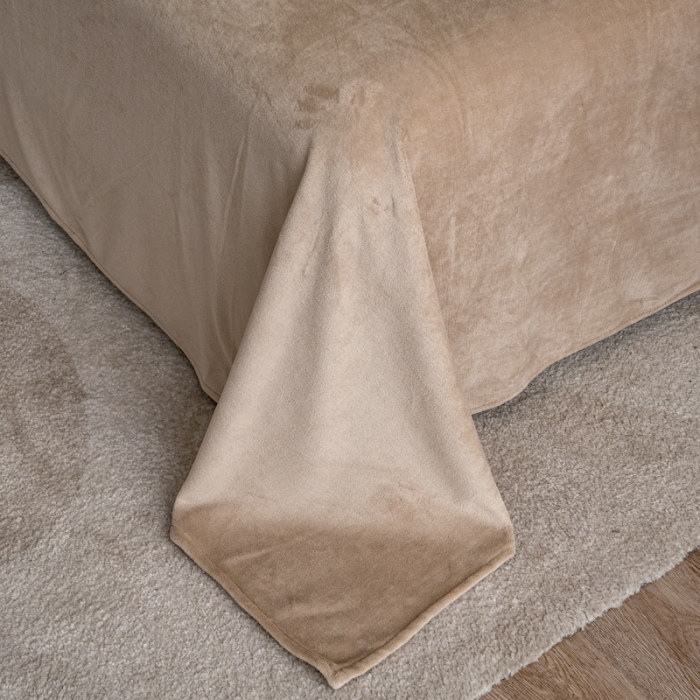 91家纺网 家纺一手货源 找家纺 骏腾 2022新款酒店风雕花牛奶绒刺绣款四件套-浪漫满屋 豆沙