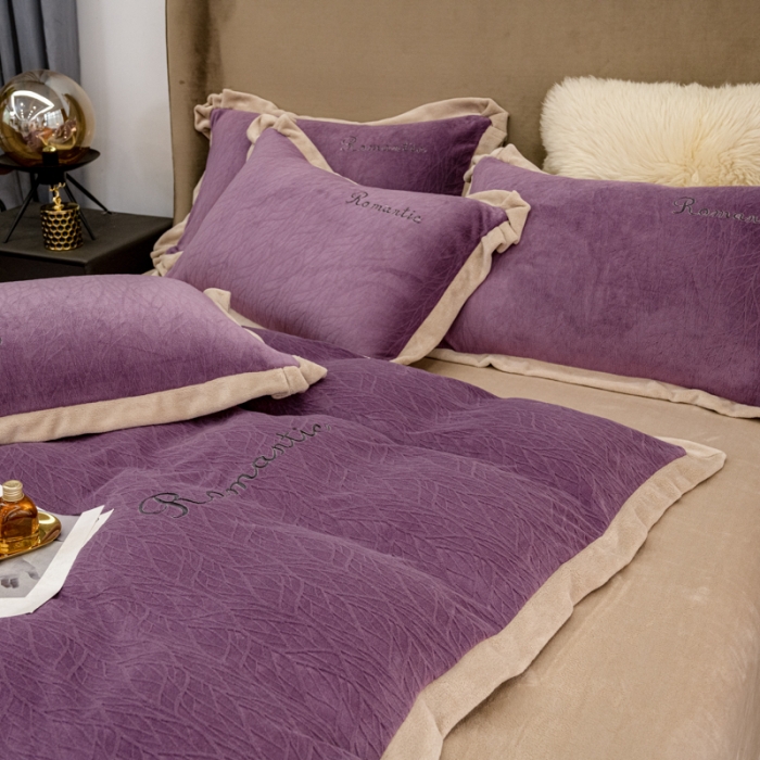 91家纺网 家纺一手货源 找家纺 骏腾 2022新款酒店风雕花牛奶绒刺绣款四件套-浪漫满屋 风铃紫