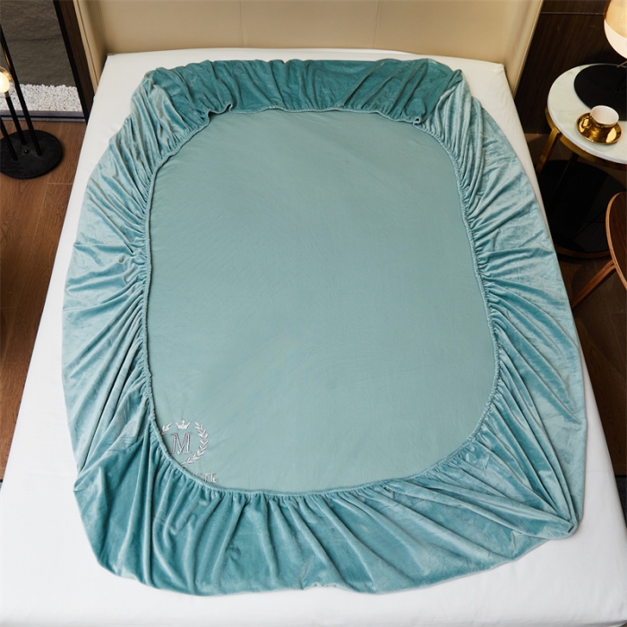 91家纺网 家纺一手货源 找家纺 骏腾 2022新款酒店轻奢刺绣水晶绒宝宝绒单床笠 湖水绿