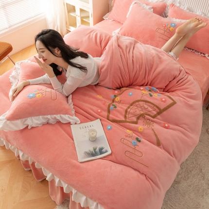 91家纺网 家纺一手货源 找家纺 新品韩版绣花牛奶绒法莱水晶绒床单床裙款四件套 美人扇玉色