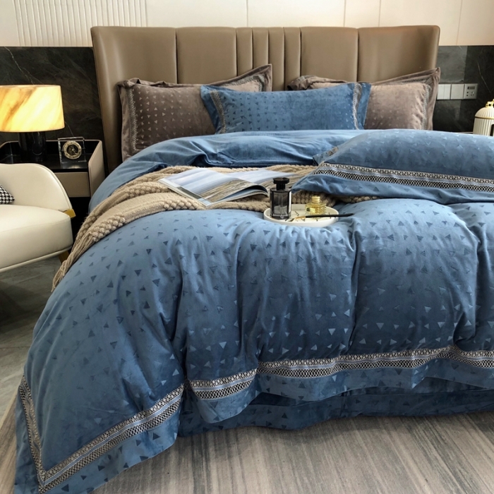 91家纺网 家纺一手货源 找家纺 （总）榻尚家居 2021新款爱丽丝纯色浮雕婴肤绒四件套