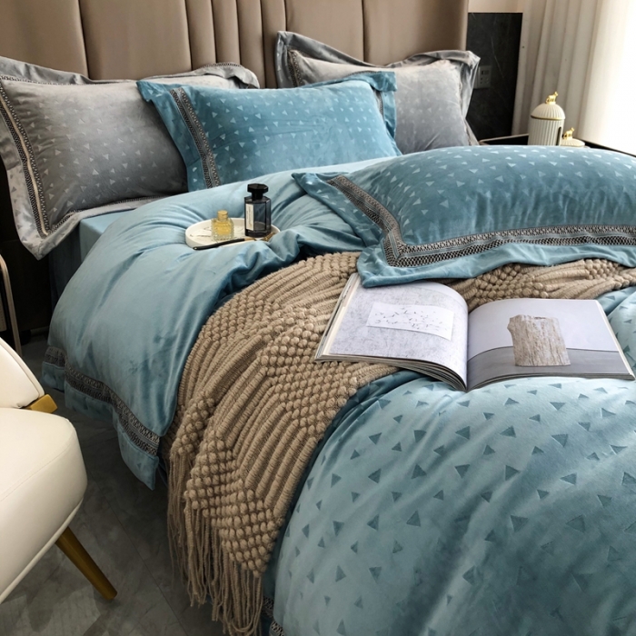 91家纺网 家纺一手货源 找家纺 榻尚家居 2021新款爱丽丝纯色浮雕婴肤绒四件套 爱丽丝-绿