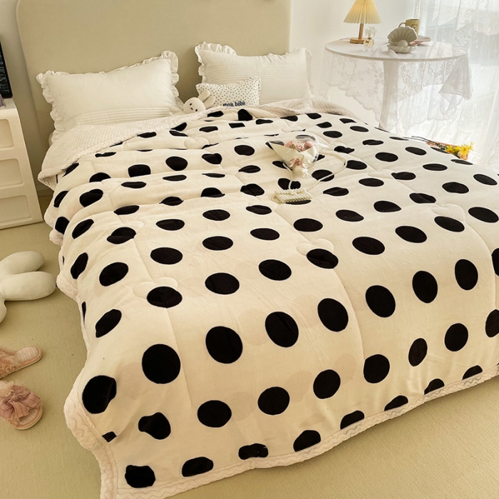 91家纺网 家纺一手货源 找家纺 （总）慕尚 2022新款牛奶绒贝贝绒三层加厚毛毯