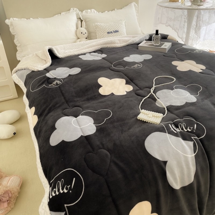 91家纺网 家纺一手货源 找家纺 慕尚 2022新款牛奶绒贝贝绒三层加厚毛毯 爱心云