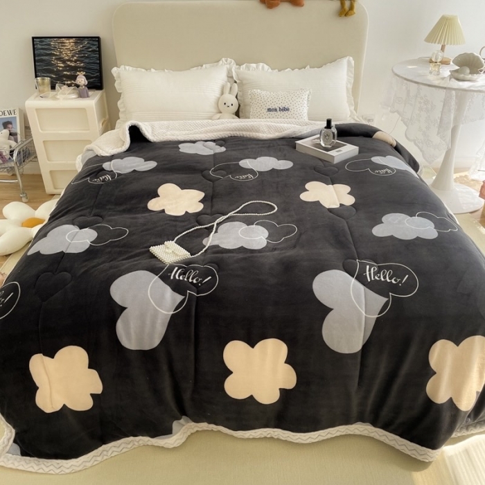 91家纺网 家纺一手货源 找家纺 慕尚 2022新款牛奶绒贝贝绒三层加厚毛毯 爱心云