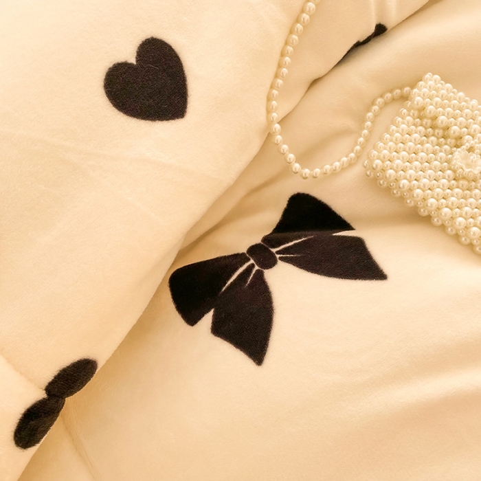 91家纺网 家纺一手货源 找家纺 慕尚 2022新款牛奶绒贝贝绒三层加厚毛毯 蝴蝶结