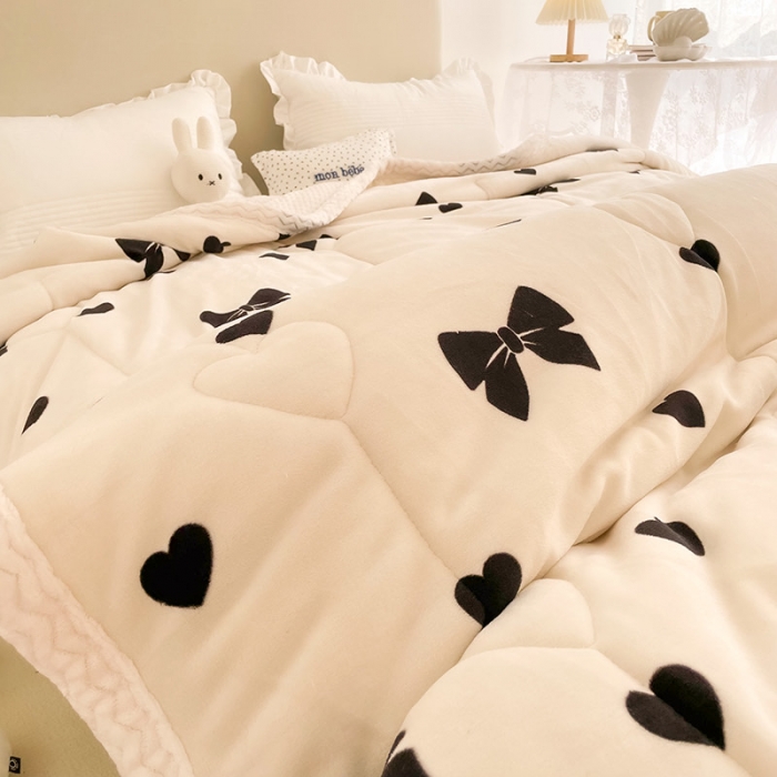 91家纺网 家纺一手货源 找家纺 慕尚 2022新款牛奶绒贝贝绒三层加厚毛毯 蝴蝶结