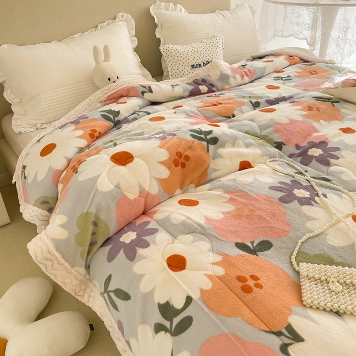 91家纺网 家纺一手货源 找家纺 慕尚 2022新款牛奶绒贝贝绒三层加厚毛毯 花海