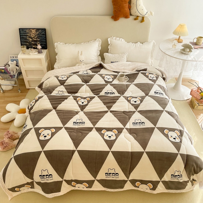 91家纺网 家纺一手货源 找家纺 慕尚 2022新款牛奶绒贝贝绒三层加厚毛毯 几何