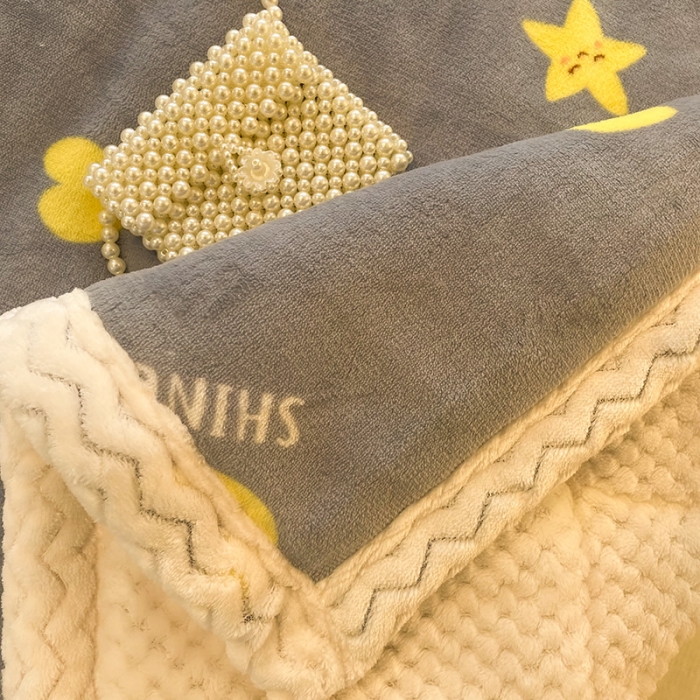 91家纺网 家纺一手货源 找家纺 慕尚 2022新款牛奶绒贝贝绒三层加厚毛毯 星月