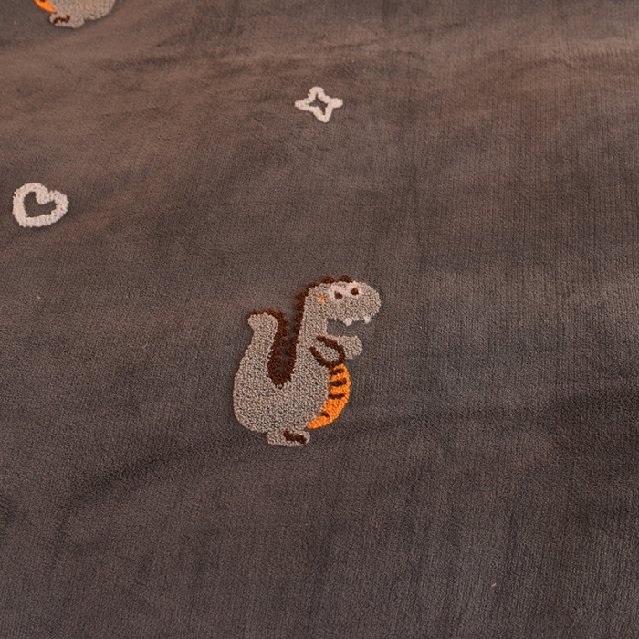 91家纺网 家纺一手货源 找家纺 甜之梦 2025新款毛巾绣牛奶绒单被套 乖乖龙深灰