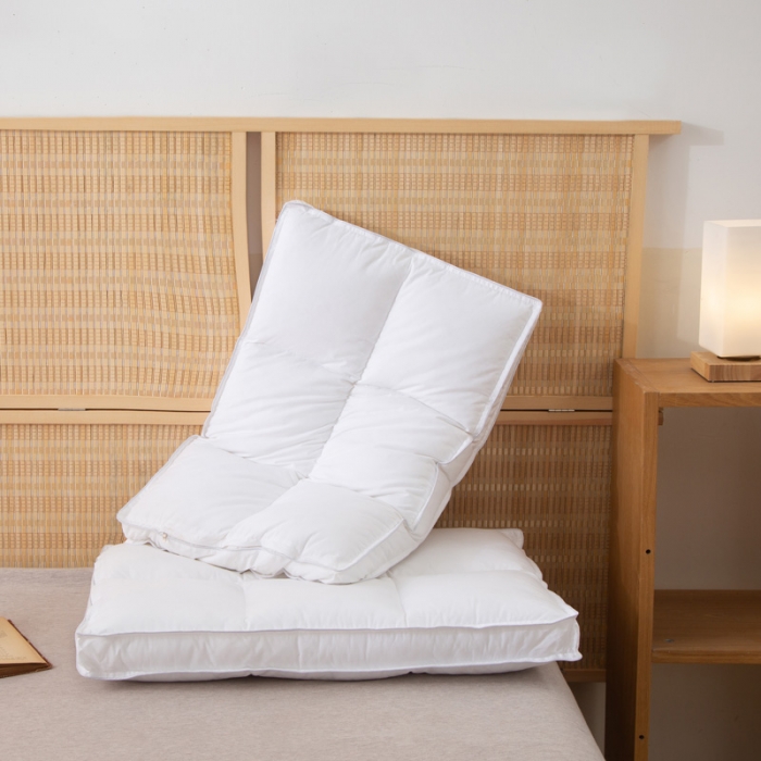 91家纺网 家纺一手货源 找家纺 锦绣万家 2021新款全棉分区定型枕水洗羽丝绒护颈枕 六分区定型枕