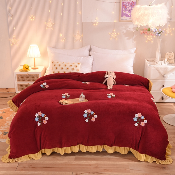 91家纺网 家纺一手货源 找家纺 甜之梦 2025新款毛巾绣牛奶绒单被套 满天星洋酒红