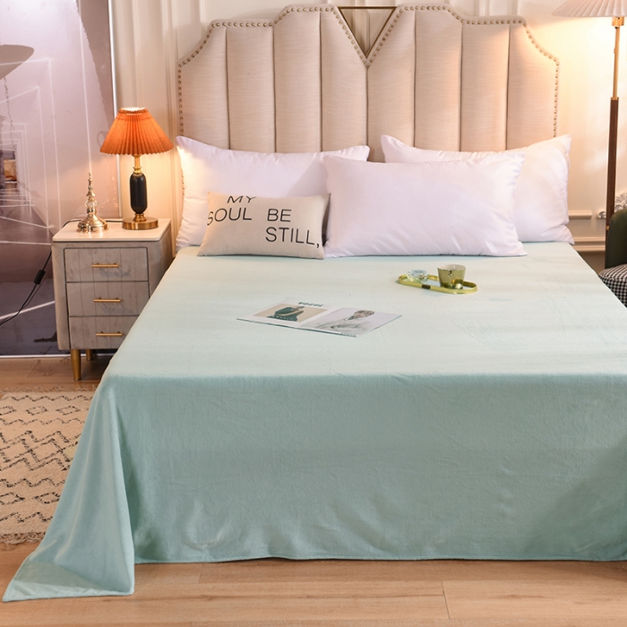 91家纺网 家纺一手货源 找家纺 甜之梦 2025新款毛巾绣牛奶绒单床单 小熊宝可梦嫩绿