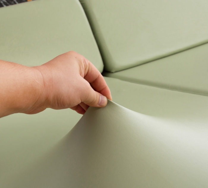 91家纺网 家纺一手货源 找家纺 兴妮雅家纺2021新款拼色皮沙发笠 嫩绿加黄色