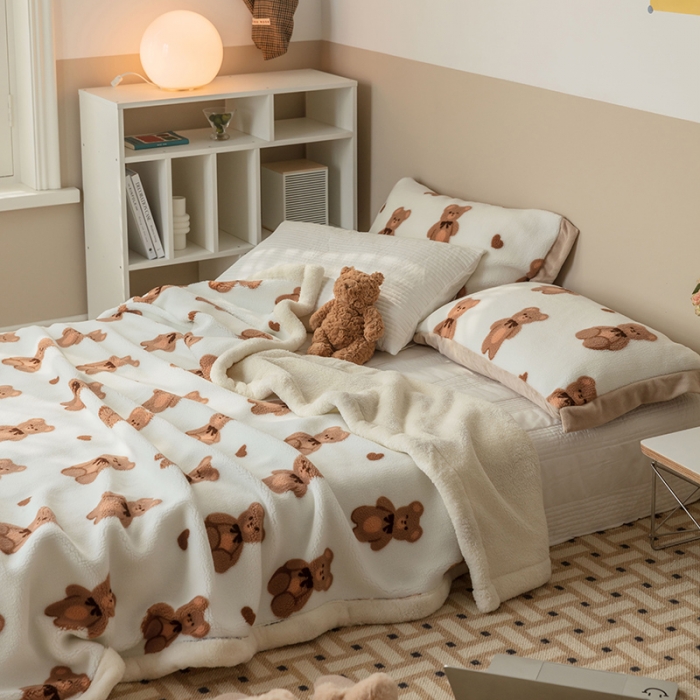 91家纺网 家纺一手货源 找家纺 （总）澳梵家居 2022新款ins网红小颗粒羊羔绒双面绒毛毯