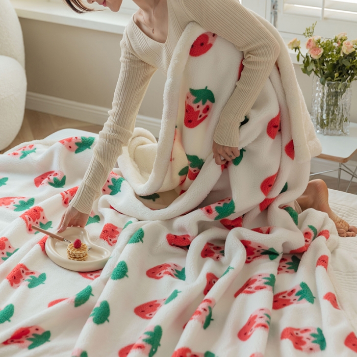 91家纺网 家纺一手货源 找家纺 澳梵家居 2021新款ins网红小颗粒羊羔绒双面绒毛毯 草莓味