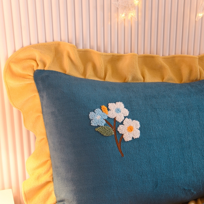 91家纺网 家纺一手货源 找家纺 甜之梦 2025新款毛巾绣牛奶绒单枕套 满天星宝石蓝